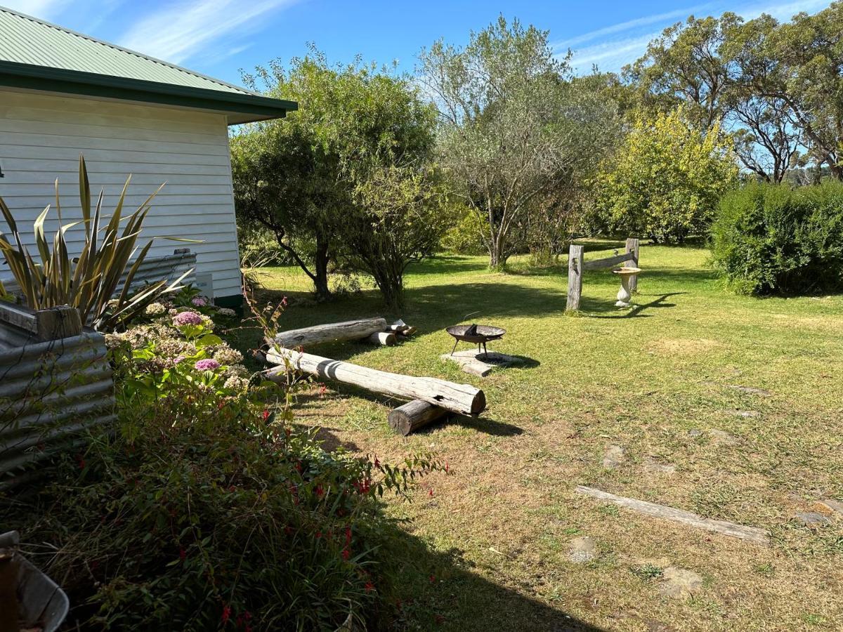 Bush Retreat Farm Stay 2 Bedroom Guest Suite Gelliondale Esterno foto